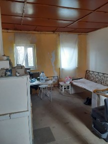 Домик у озера с камином !