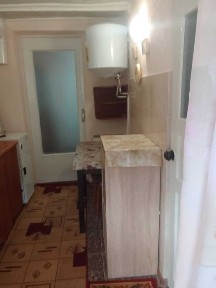 Здам частину будинку на Бедзая, 5 хв від СОБОРНОЇ, 2 кімн, санвузол, своє опалення ПРАЦЮЄ БЕЗ СВІТЛА