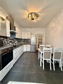 Оренда 2 кімнатна новобудова вул. Жасминова (парк <a href='/newbuilding/1058/view/zk-pogulanka'>Погулянка</a>)