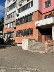 Продам помещение 100м2 ж/м Тополь-1