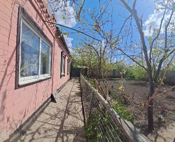 Продам дом для большой семьи в Новомосковске.