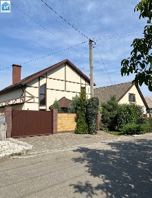 Елітний будинок 150 м² ФАХВЕРК з меблями | вул. Оксани Мешко | $315 000