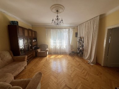 Продаж квартири біля Центру