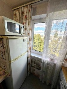 Продам 2кв 533 м/р метро Героев Труда МОЖНО Є-ВІДНОВЛЕННЯ!