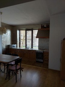 Продаж 3-х кімн. квартири (120 кв. м)