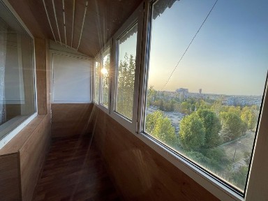 Продаж квартири на Космонавтів