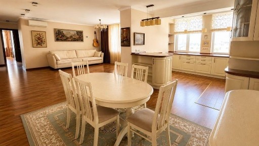 Велика 3 кімнатна квартира. Березняки, Русанівка, метро Лівобережна