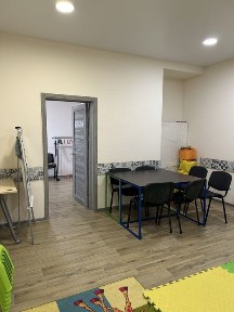 42 м2 в Мелоді під салон краси, офіс, дитячий центр
