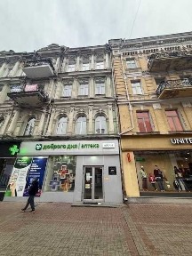 ОРЕНДА Магазин, офіс, косметологія, перукарня тощо Хрещатик фасад