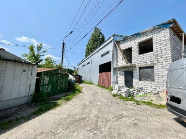 Продам ангар 180 м2. + офис 70 м2. (общая 250 м2.) ул. Белецкого, 38