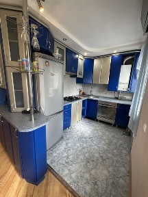Здам 2кім. кв. ру Короленко з Автономним опаленням