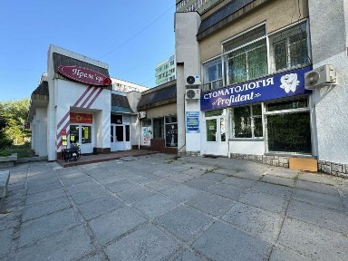 Приміщення з окремим входом на Митниці