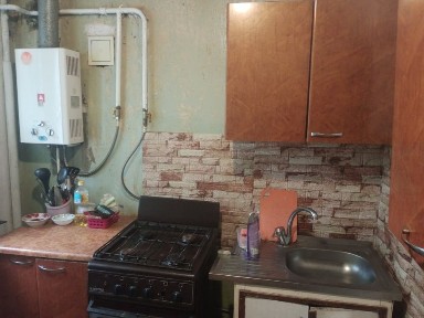 Продаю 1 ком пр Металлургов