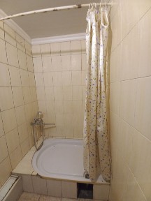 Здам кімнати в частині будинка для бригади чоловіків