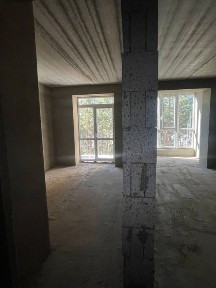 Продам видову квартиру за вигідну ціну! Вид на ліс!