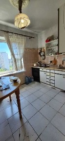 Продаж 2-х кім кв-ра Ревуцького 13 Метро Харківська 15 хв. пішки Розглядаємо Держпрограми.