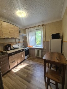 Оренда 1к. кв. Героїв Майдану договірна 57