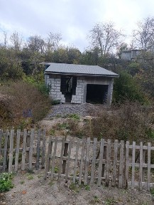 Продам не добудований будинок!