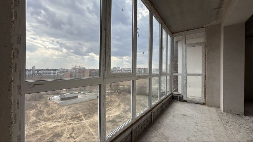 Продаж. 3к в Сучасному ЖК з виглядом на Озеро