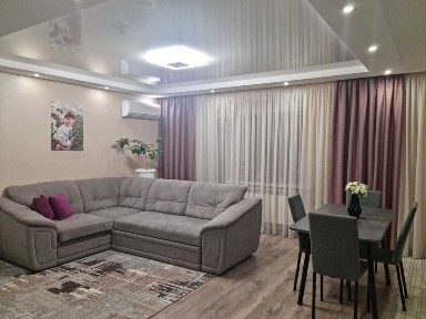 Продам 3-и кімнатну квартиру з євроремонтом на 5-му мікрорайоні