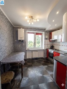 Продаж 4х кімнатної квартири з Автономним опаленням газовим