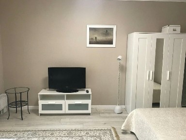 1-комнатная квартира посуточно 43 м², Практичная ул., 2