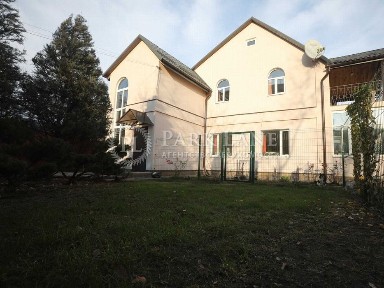 Будинок, незалежна половина, свій вхід, центр Боярки, Фастівський район