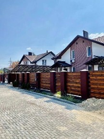 Цегляний газифікований дуплекс з ділянкою 2 сотки