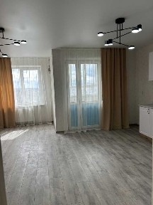 Продам 1к квартиру 37м2, Металургів 35