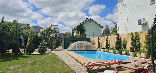 Продам дом в пригороде Черноморска