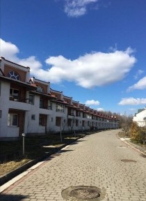 Продається таунхаус за містом
