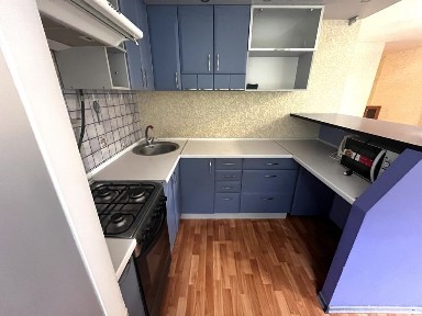Продам 2-к с мебелью и техникой на Сечевых Стрельцов. Ваучер-да!