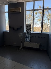 Сдам кабинет біля метро Масельського 5 хвилин.