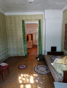 Продам дуже дешево частину будинку