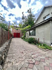 Продам будинок вул. Довга!