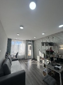 Продаж 1 кімн квартири з ремонтом вул Сергія Колоса 3.