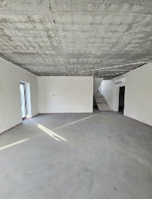 Продаж сучасного будинку в районі ДНС, неподалік від річки