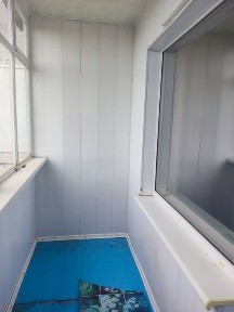 Продам 1 кімнатну квартиру в центрі Чугуїва