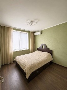 Продам 2 х ком квартиру Каденюка 8.Новые дома