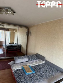 Продаж 1-кімнатної квартири, бул. Центральний