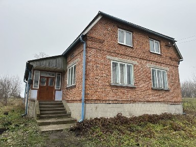 Продається будинок (40 км від Львова)