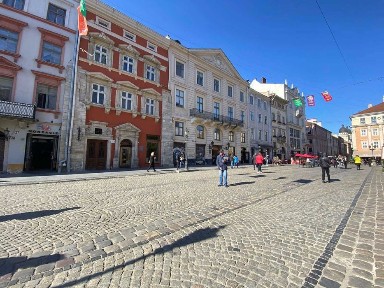 ПРОДАЖ! Центр! Пл. Ринок! 380 м. кв. !Вставка!