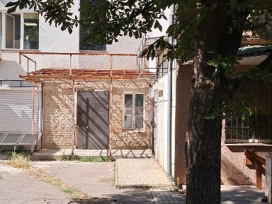 Нежитлове приміщення 94,7 м2, Кривий Ріг, пр-т Поштовий 49