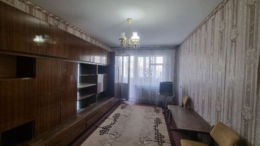 Оренда однокімнатної квартири на Таврійському. Ліфт працює.