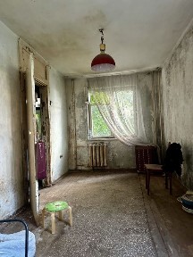 2-х 173 квартал, Фукса, 49, 2/5 под ремонт