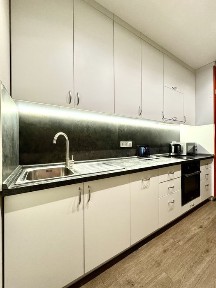 Київ, Дніпровський, Березнева 16