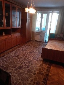 Без комісії Продам 2 кімнатну квартиру пр Леся Курбаса 4