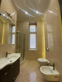 ПРОДАЖ! ЕКСКЛЮЗИВ! Пр. Шевченка! 3 км квартира (іол кімнати) 180 м. кв!