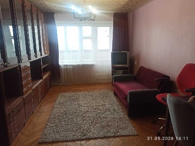 3-кімнатна квартира біля метро Чернігівська, Дарниця (до 10 хв пішки).