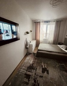 Київ, Святошинський, вулиця Львівська 15Б